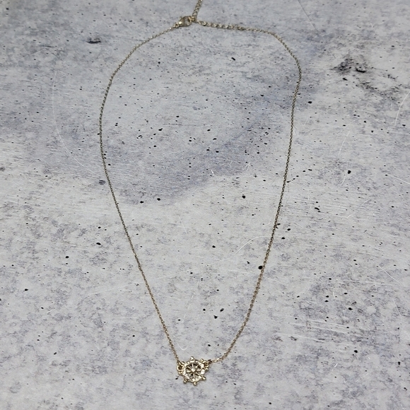 Gold Tone Necklace Sailor's Ship Wheel Pendant - Picture 1 of 3